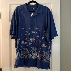 *NWT* Uniqlo Hawaiian Shirt